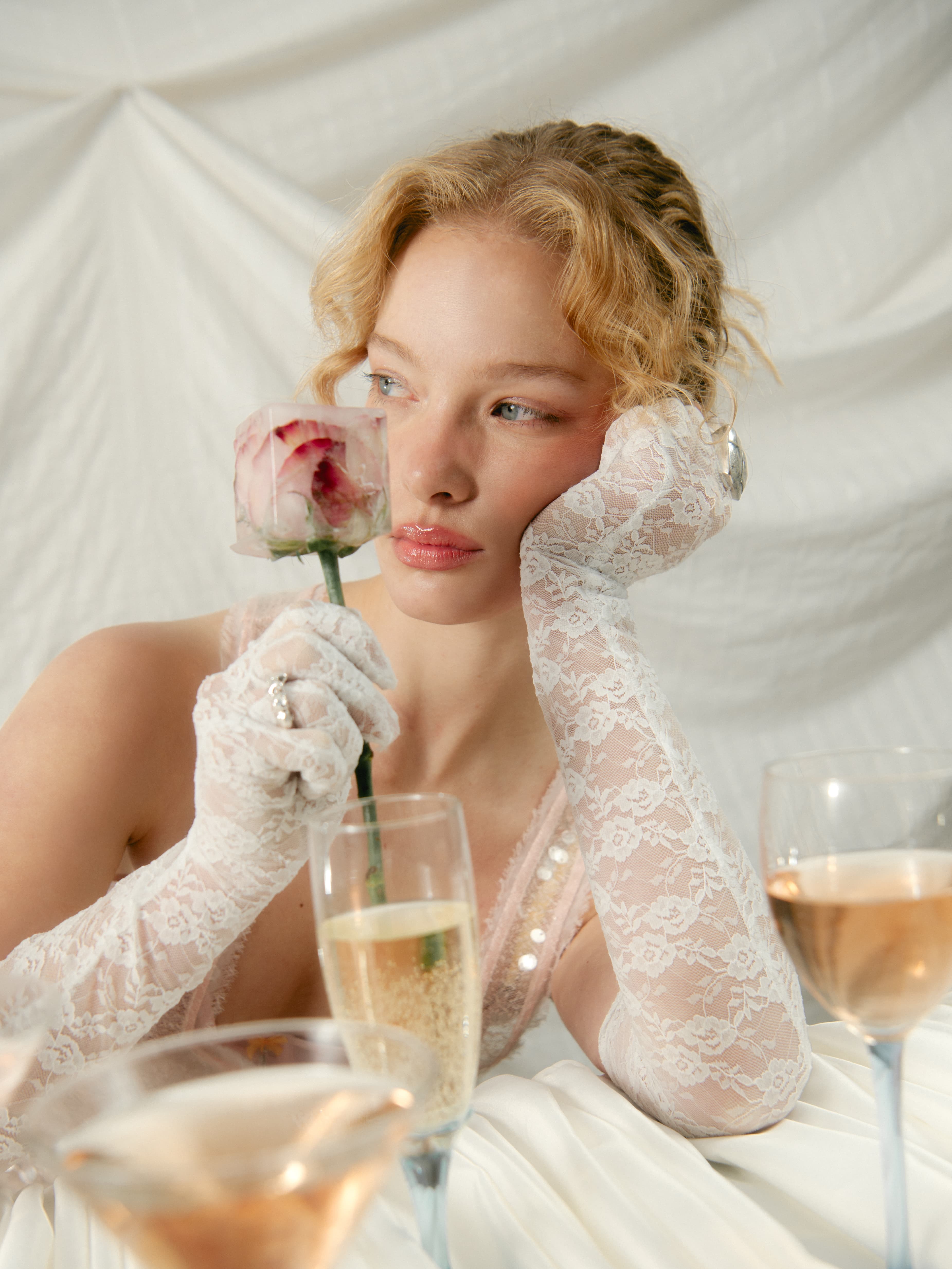 Set design, editorial capture