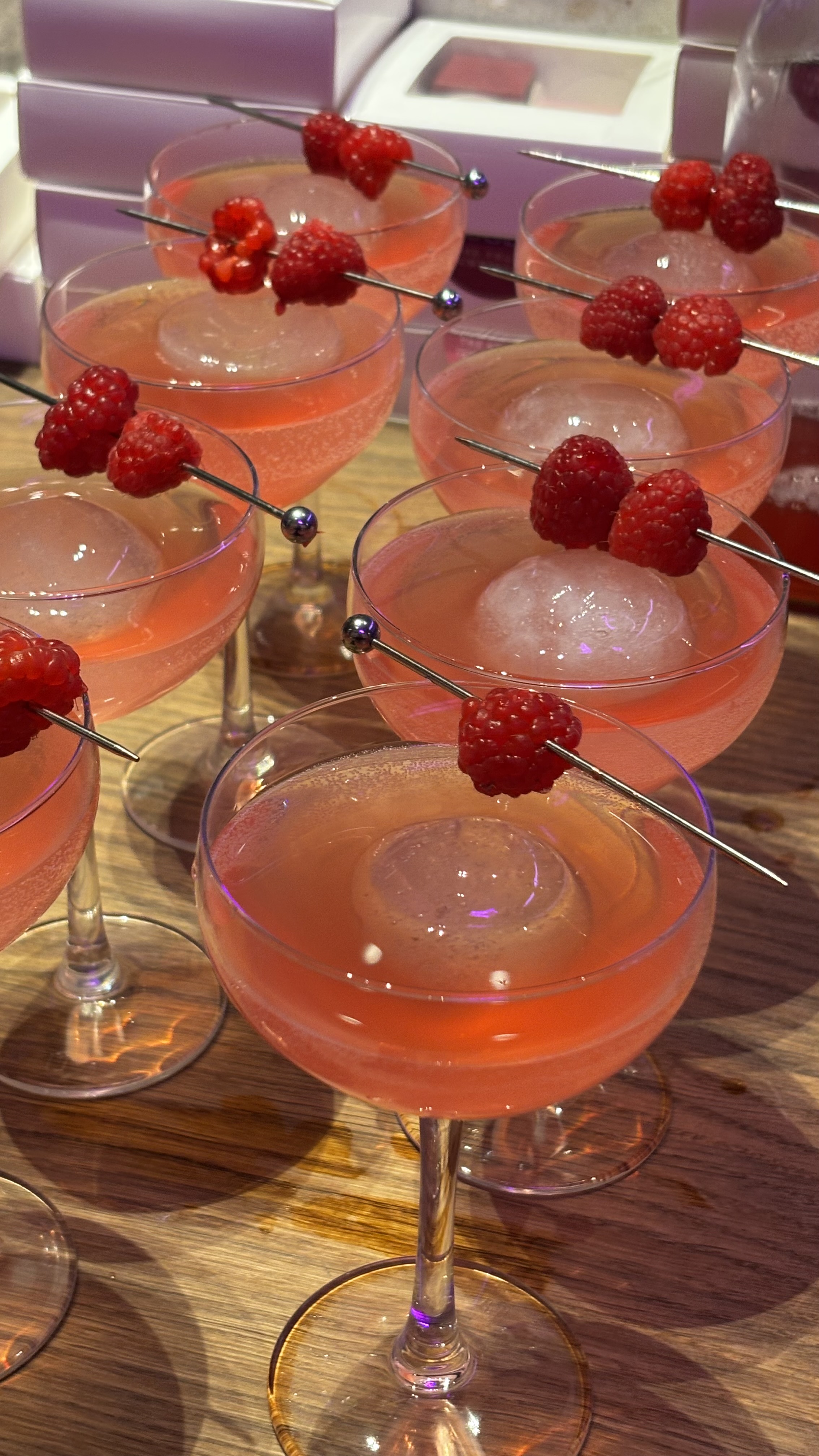 Drinks & service image 3